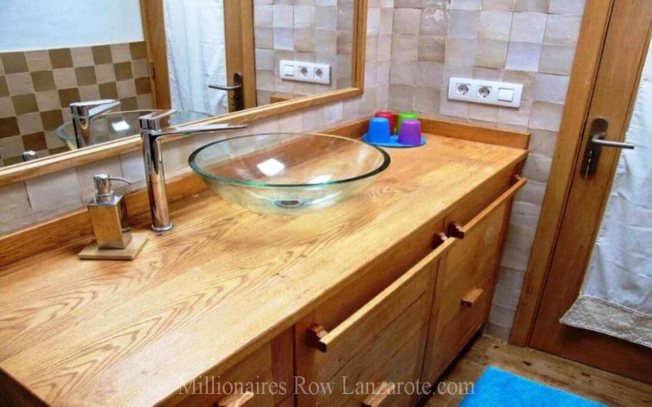 3 bedroom Villa for sale in Haria - € 780,000 (Ref: 9490854)