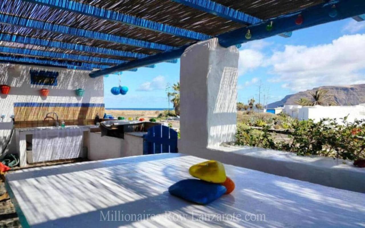 3 bedroom Villa for sale in Haria - € 780,000 (Ref: 9490854)