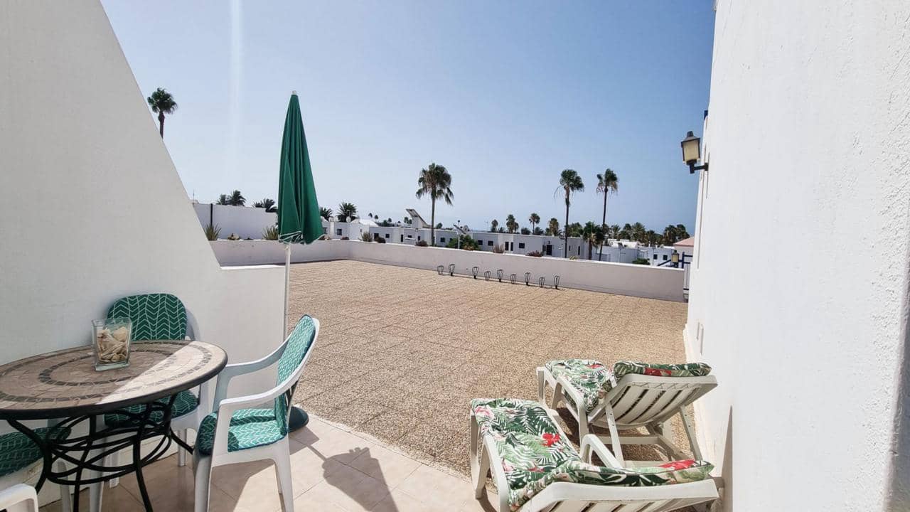 2 soverom Leilighet til salgs i Puerto del Carmen med svømmebasseng - € 278 000 (Ref: 9519264)