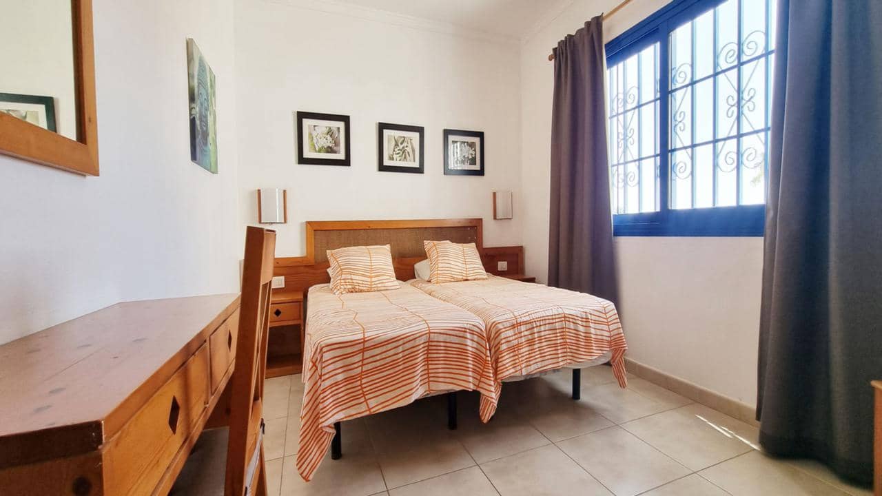 2 soverom Leilighet til salgs i Puerto del Carmen med svømmebasseng - € 278 000 (Ref: 9519264)