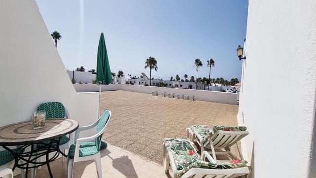 2 soverom Leilighet til salgs i Puerto del Carmen, Tías med svømmebasseng - € 278 000 (Ref: 9519264)