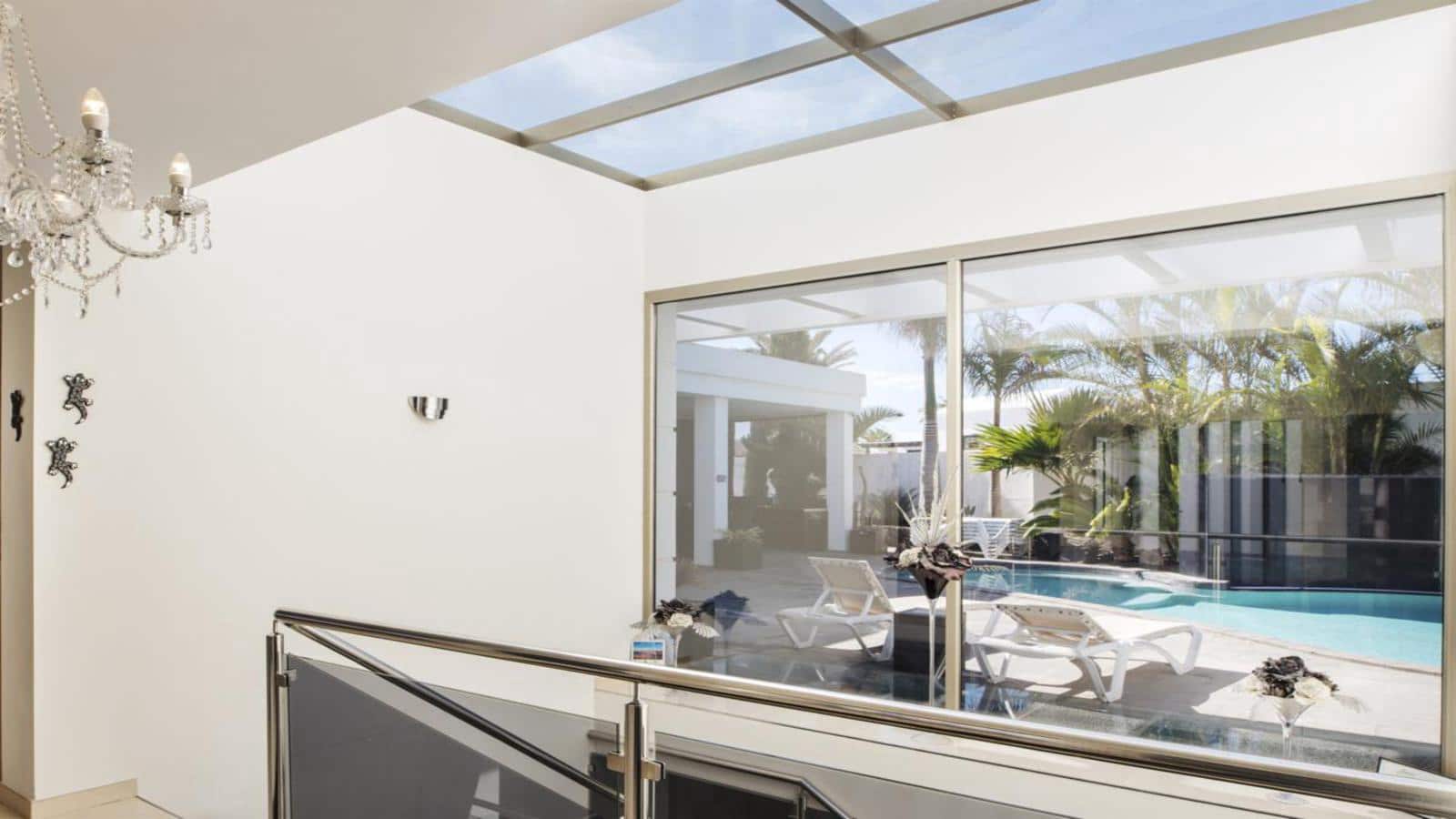 Villa till salu i Puerto del Carmen med pool garage - 1 599 000 € (Ref: 9652302)