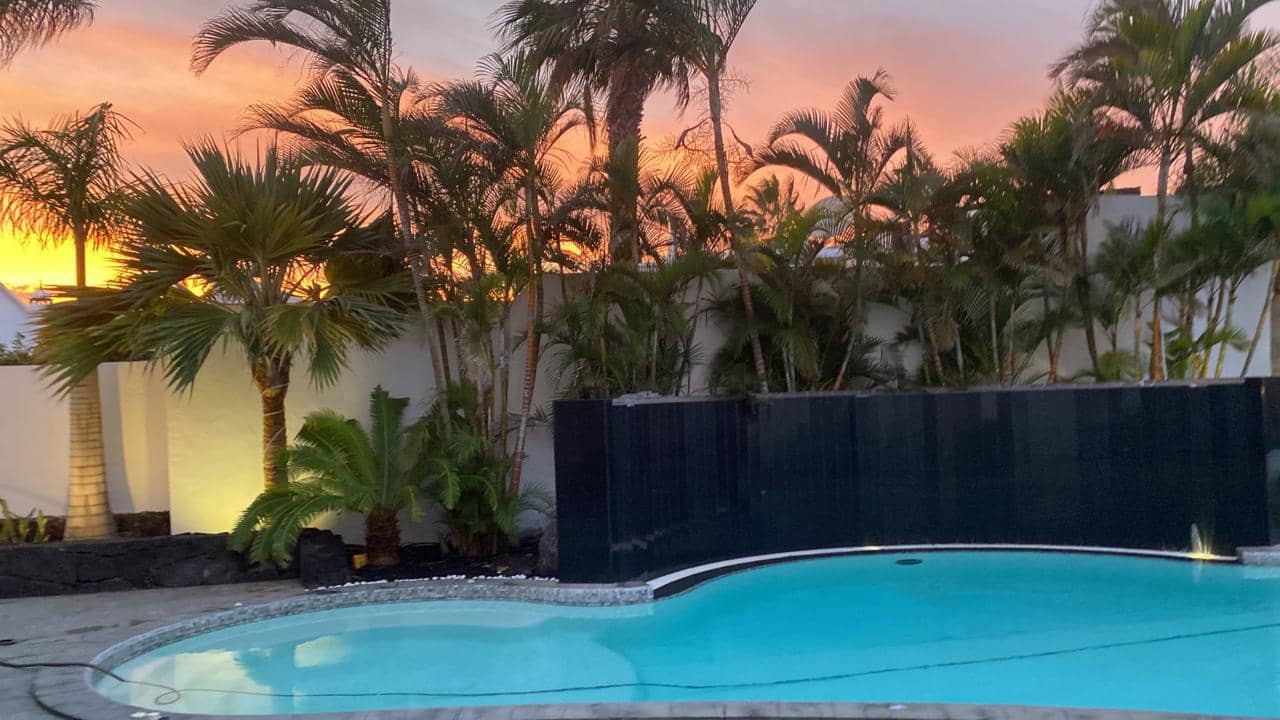 Villa for sale in Puerto del Carmen with pool garage - € 1,599,000 (Ref: 9652302)