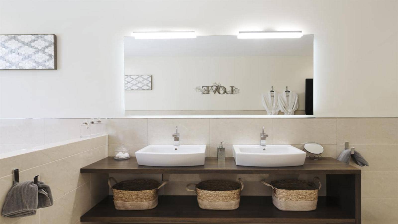 Villa for sale in Puerto del Carmen with pool garage - € 1,599,000 (Ref: 9652302)