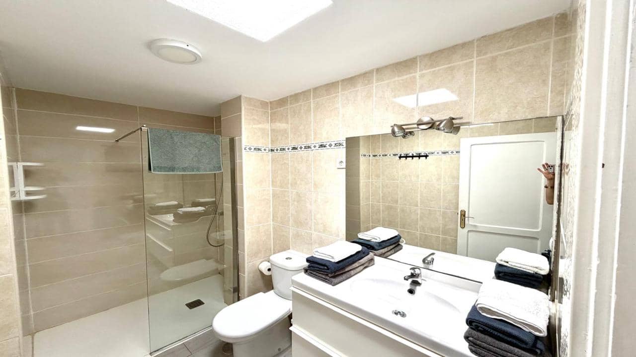 Apartamento de 1 habitación en Puerto del Carmen en venta con piscina - 258.000 € (Ref: 9652817)