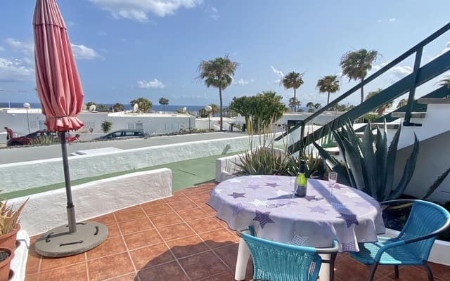 1 chambre Appartement à vendre à Puerto del Carmen, Tías avec piscine - 239 000 € (Ref: 9874042)