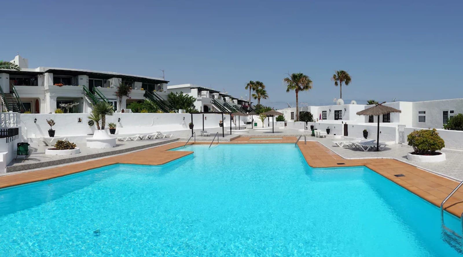 1 chambre Appartement à vendre à Puerto del Carmen avec piscine - 239 000 € (Ref: 9874042)