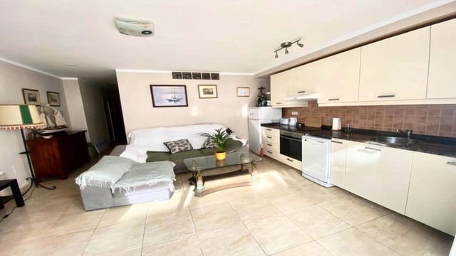 1 soverom Leilighet til salgs i Puerto del Carmen, Tías med svømmebasseng - € 199 000 (Ref: 9971511)