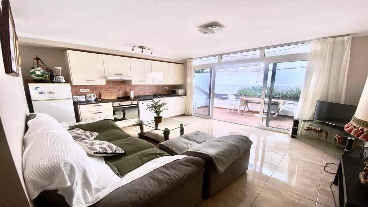 1 soverom Leilighet til salgs i Puerto del Carmen med svømmebasseng - € 199 000 (Ref: 9971511)