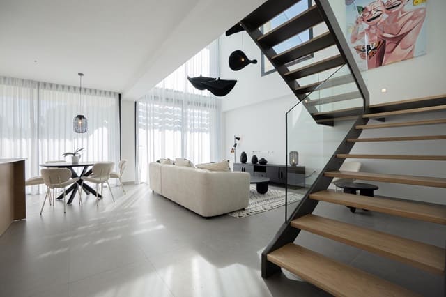 Chalet de 3 habitaciones en Finestrat en venta con piscina garaje - 870.000 € (Ref: 8303352)