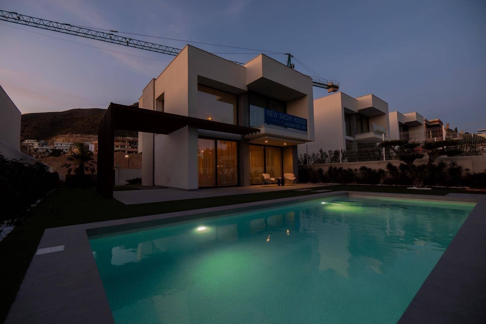 3 soveværelse Villa til salg i Finestrat med swimmingpool garage - € 870.000 (Ref: 8303352)