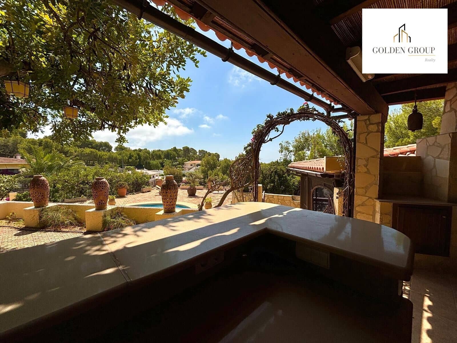 5 soverom Villa til salgs i Altea med svømmebasseng garasje - € 1 375 000 (Ref: 8303356)