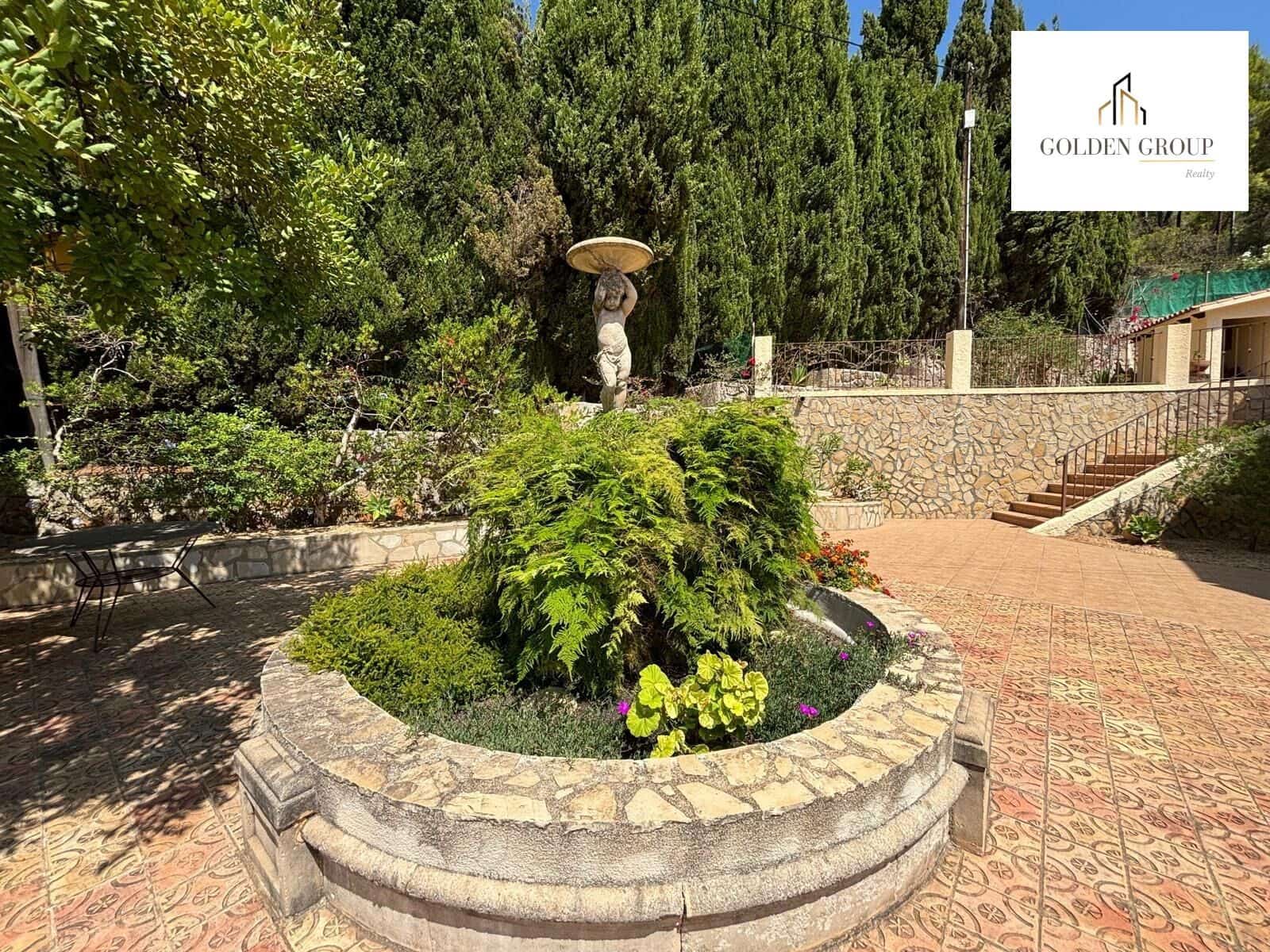 5 soverom Villa til salgs i Altea med svømmebasseng garasje - € 1 375 000 (Ref: 8303356)