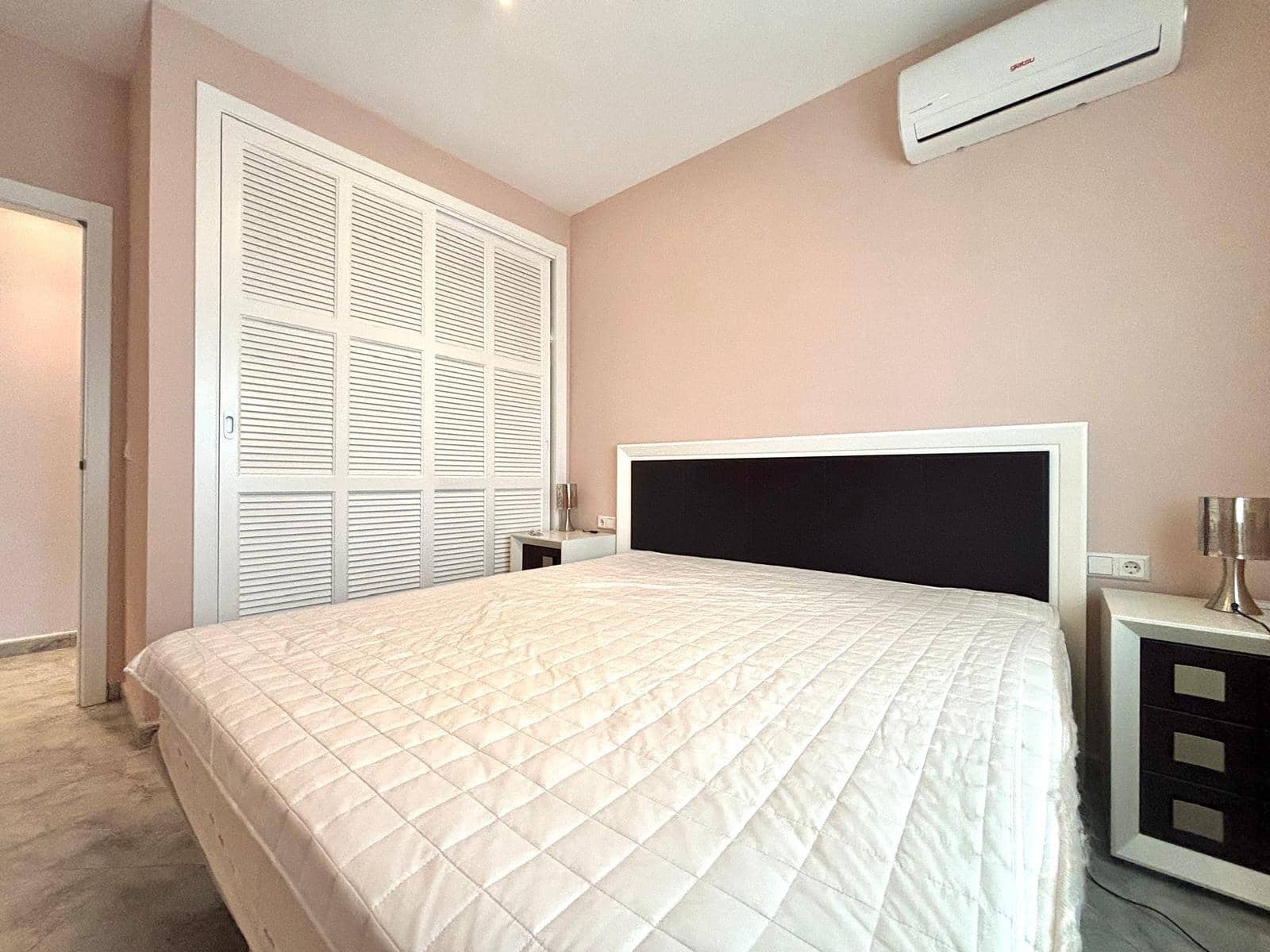 4 sypialnia Willa na sprzedaż w Calpe / Calp z basenem garażem - 890 000 € (Ref: 8324997)