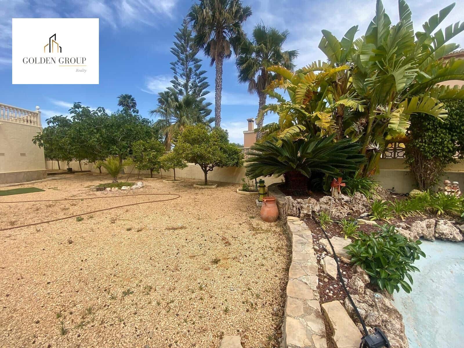 4 sypialnia Willa na sprzedaż w Calpe / Calp z basenem garażem - 890 000 € (Ref: 8324997)