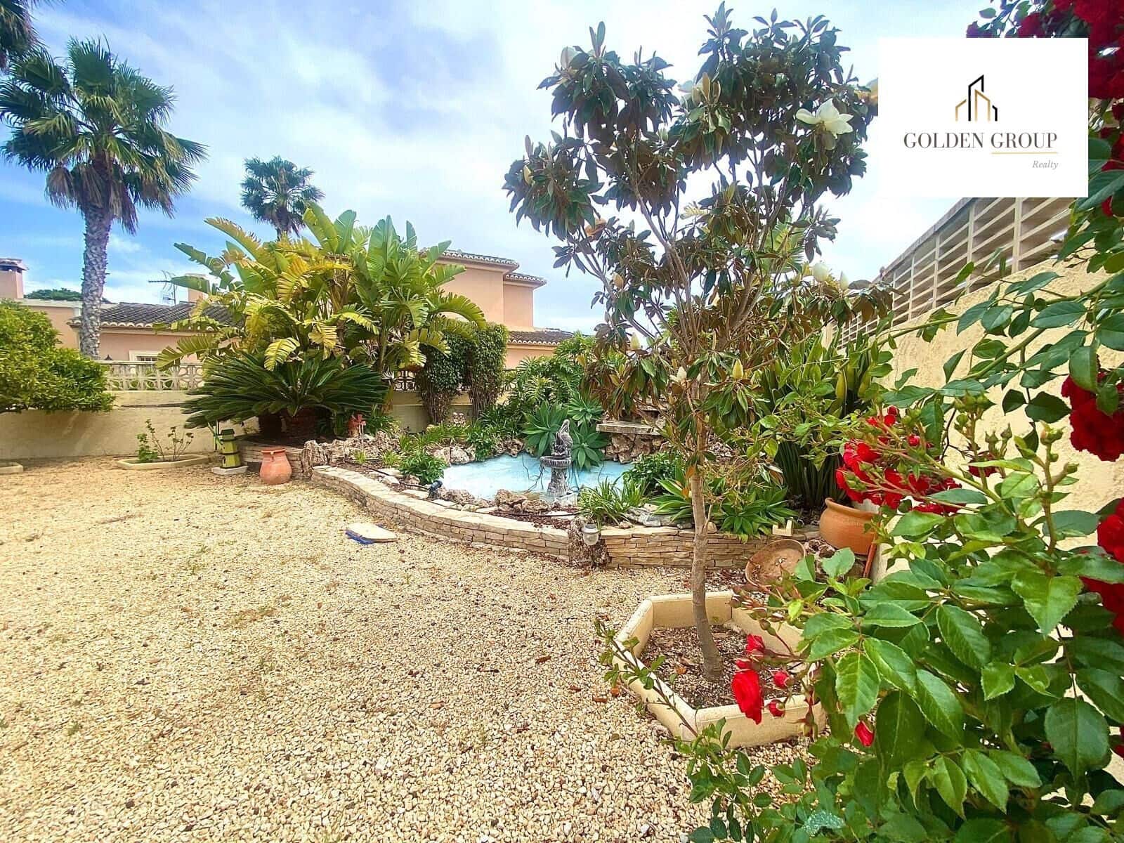 4 sypialnia Willa na sprzedaż w Calpe / Calp z basenem garażem - 890 000 € (Ref: 8324997)