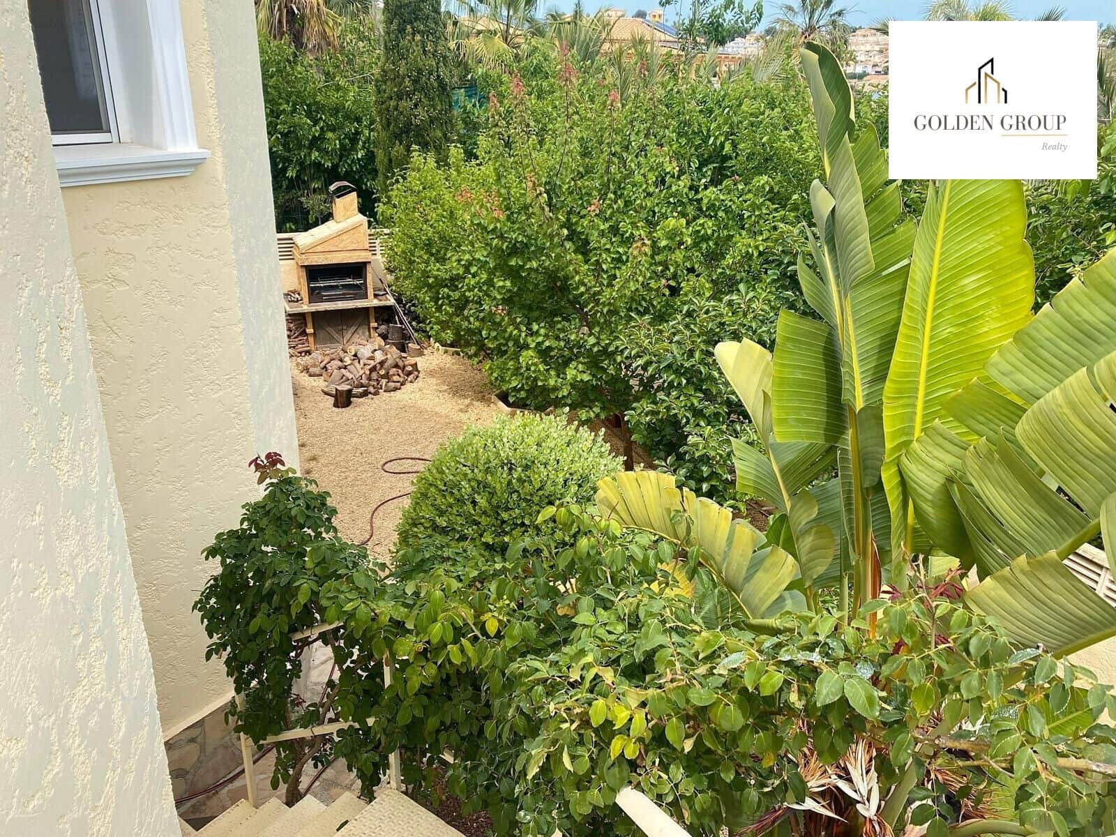 4 sypialnia Willa na sprzedaż w Calpe / Calp z basenem garażem - 890 000 € (Ref: 8324997)