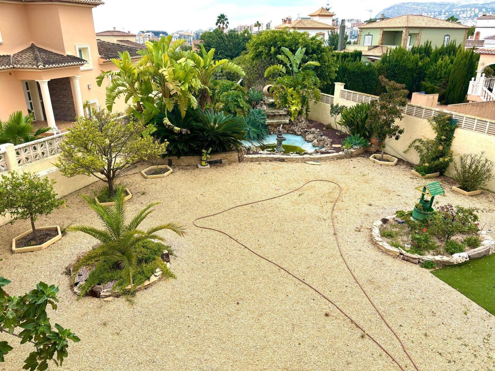 4 sypialnia Willa na sprzedaż w Calpe / Calp z basenem garażem - 890 000 € (Ref: 8324997)