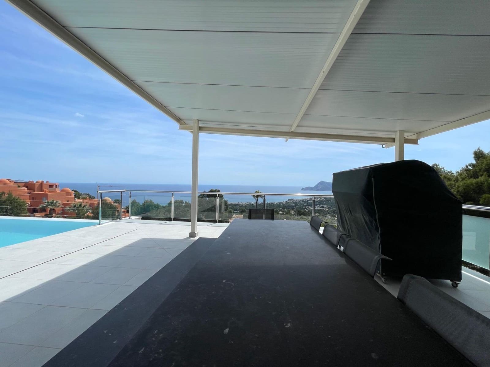 6 soveværelse Villa til salg i Altea med swimmingpool garage - € 3.500.000 (Ref: 8339838)