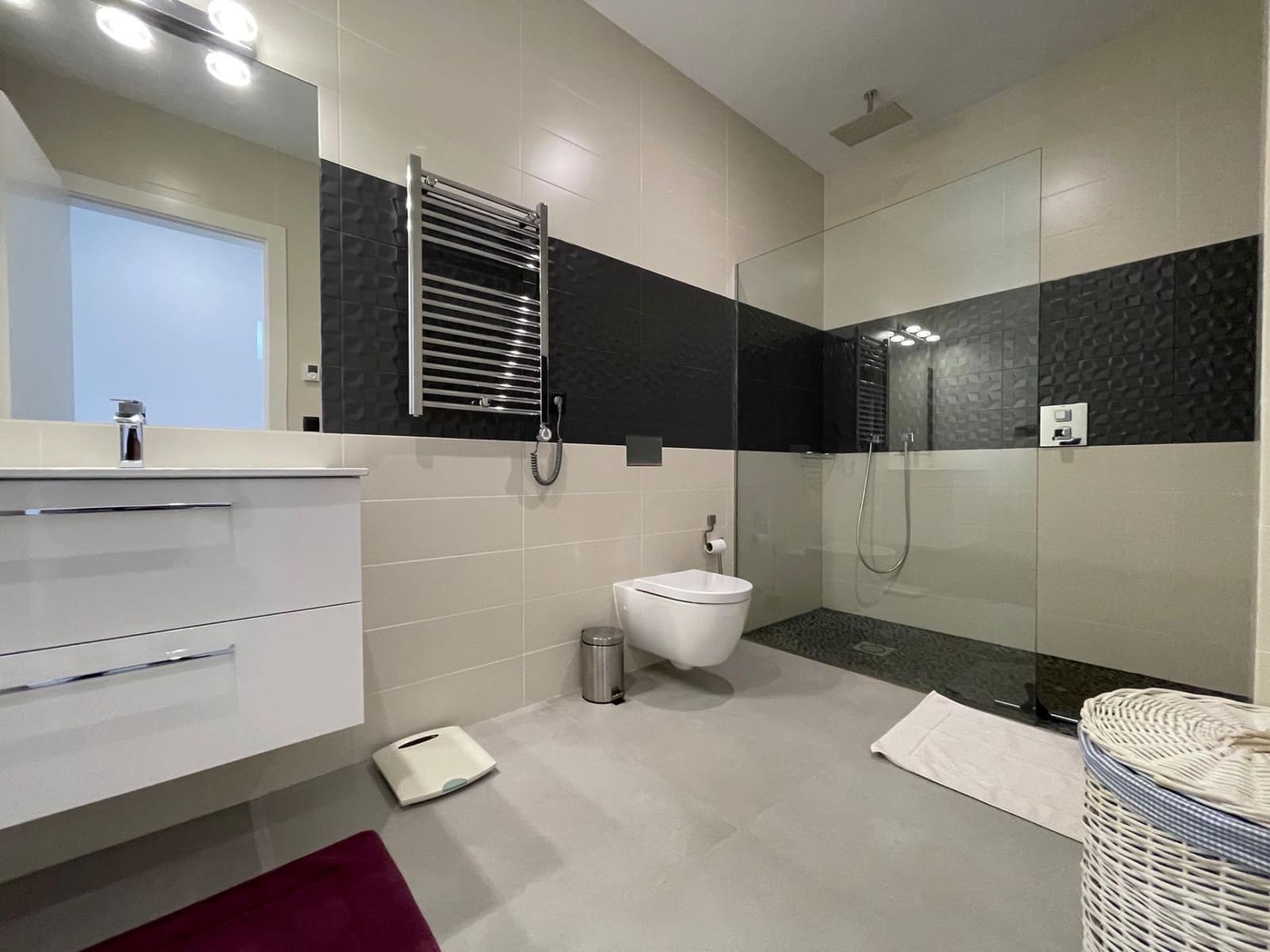 6 slaapkamer Villa te koop in Altea met zwembad garage - € 3.500.000 (Ref: 8339838)
