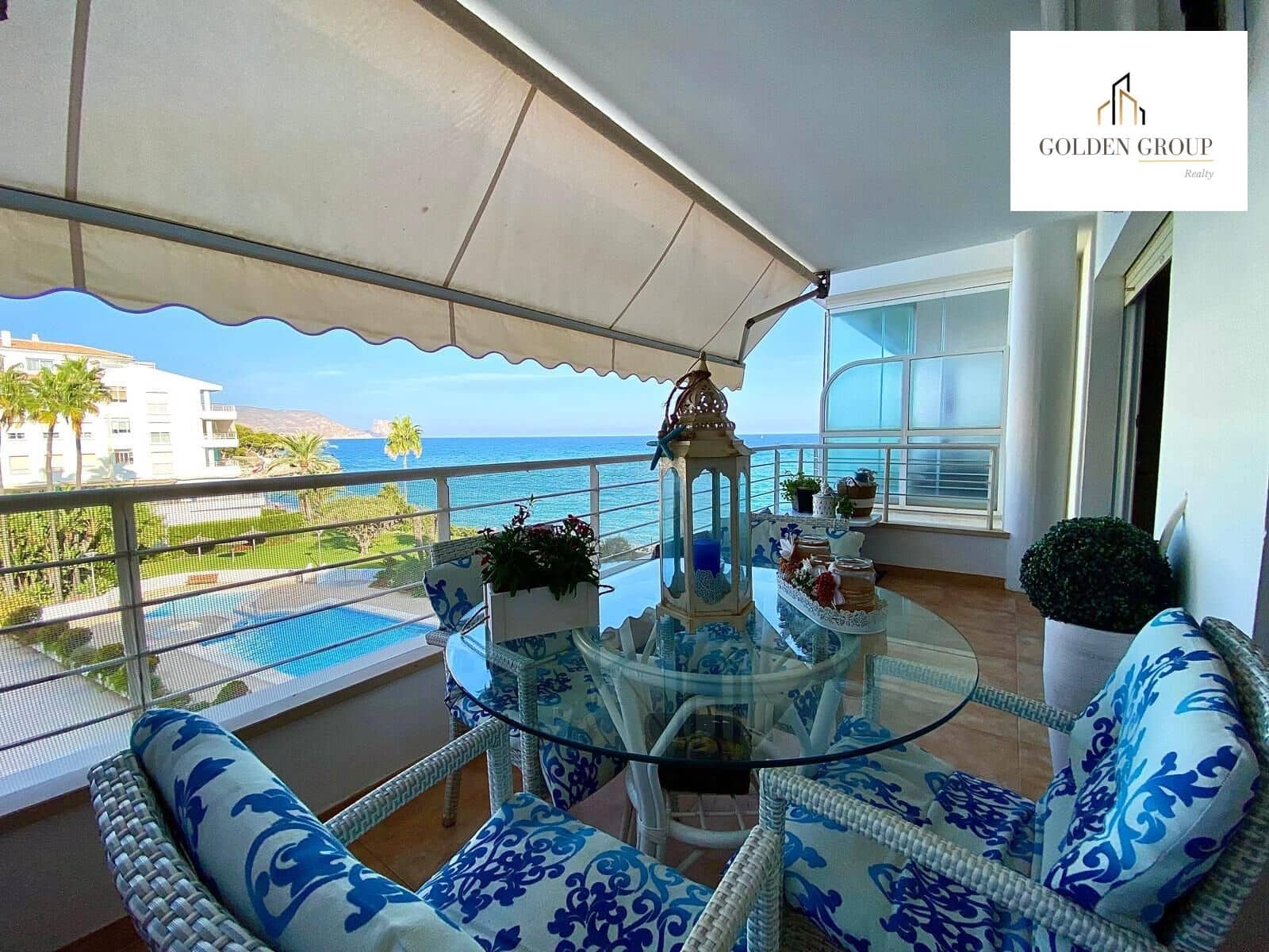 2 bedroom Flat for sale in Altea with pool garage - € 440,000 (Ref: 8385371)