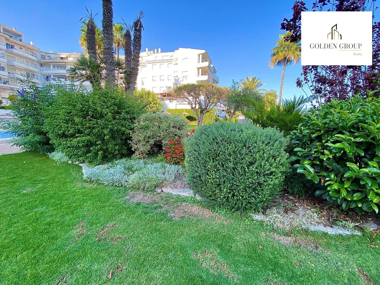 2 bedroom Flat for sale in Altea with pool garage - € 440,000 (Ref: 8385371)