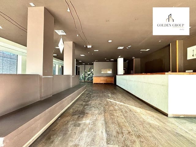 Commercial for sale in Altea - € 695,000 (Ref: 8392733)