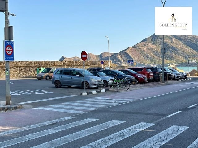 Commercial for sale in Altea - € 695,000 (Ref: 8392733)
