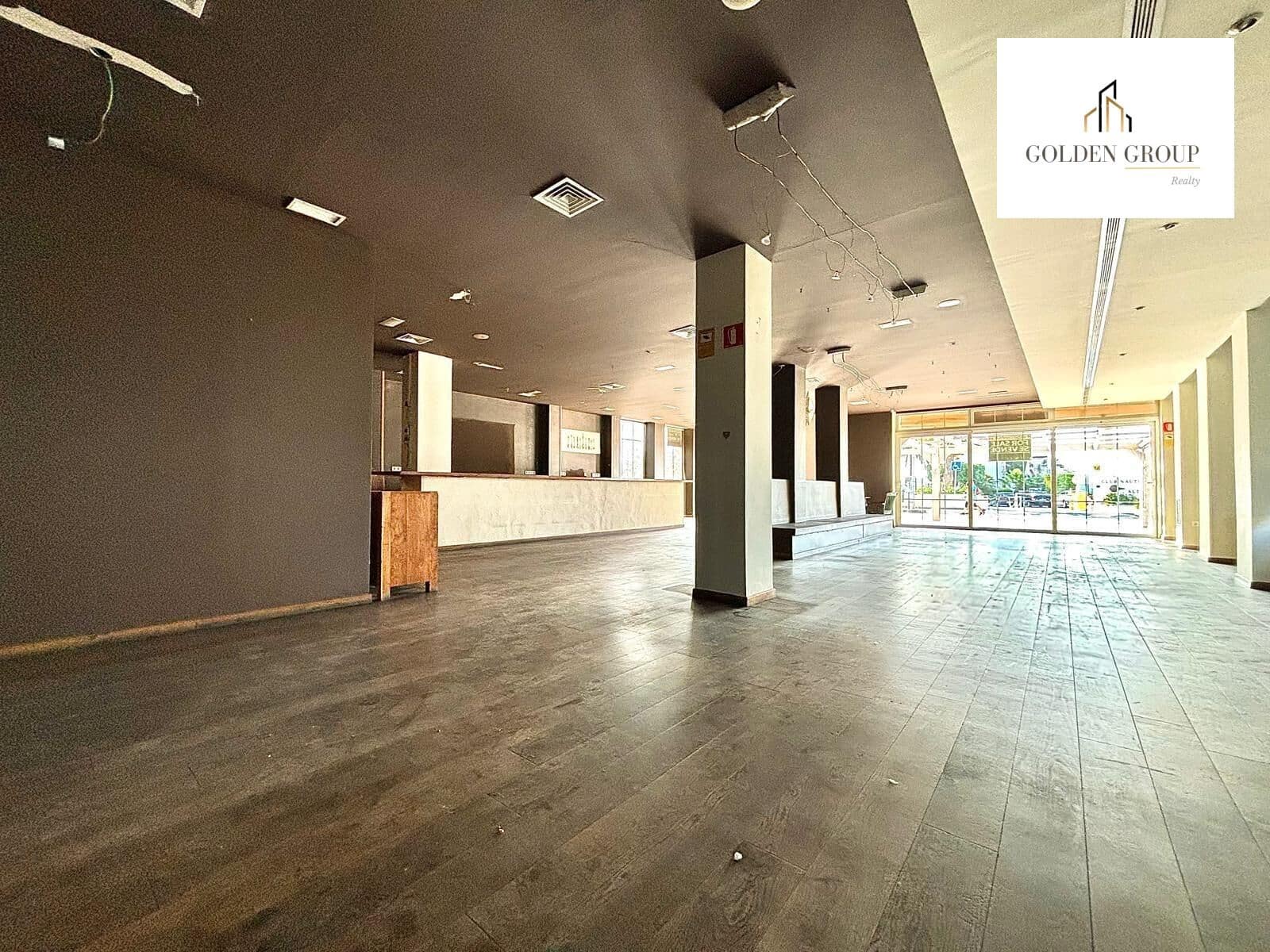 Kaupallinen myytävänä paikassa Altea - 695 000 € (Ref: 8392733)