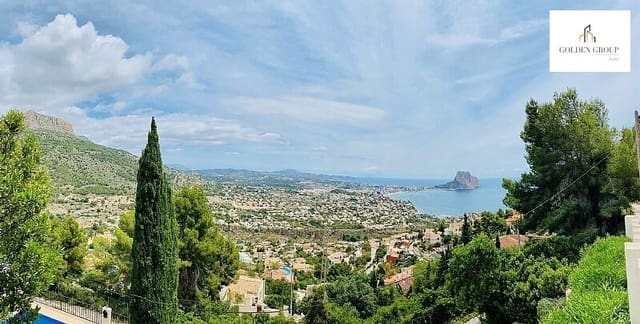 4 bedroom Villa for sale in Maryvilla, Calpe / Calp with pool garage - € 1,550,000 (Ref: 8430485)