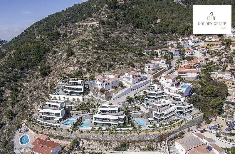 4 sypialnia Willa na sprzedaż w Calpe / Calp z basenem garażem - 1 850 000 € (Ref: 8430486)