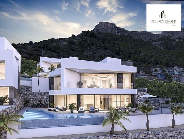 4 bedroom Villa for sale in Oltamar - Cucarres, Calpe / Calp with pool garage - € 1,850,000 (Ref: 8430486)