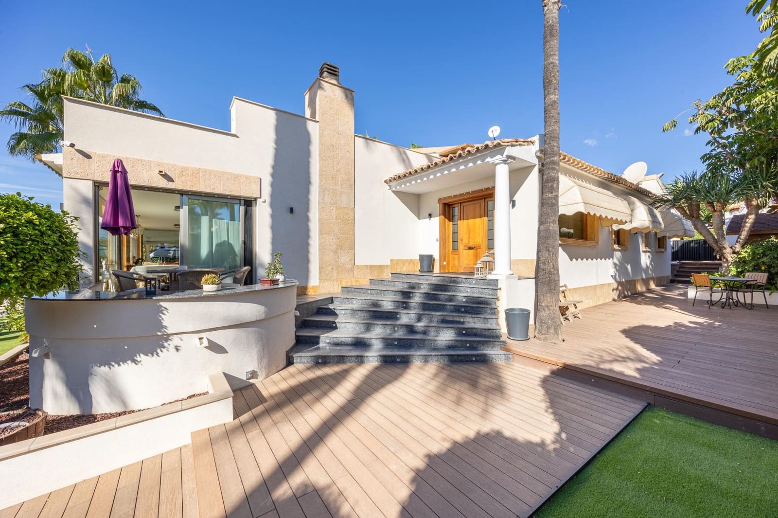 Chalet de 6 habitaciones en Benidorm en venta con piscina garaje - 1.440.000 € (Ref: 8610475)