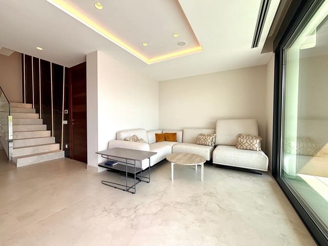 3 slaapkamer Appartement te koop in Benidorm met zwembad garage - € 1.650.000 (Ref: 8663291)