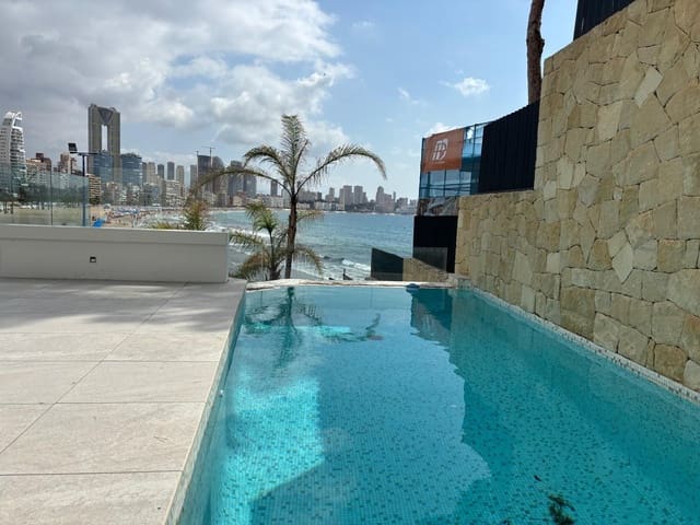 3 slaapkamer Appartement te koop in Benidorm met zwembad garage - € 1.650.000 (Ref: 8663291)