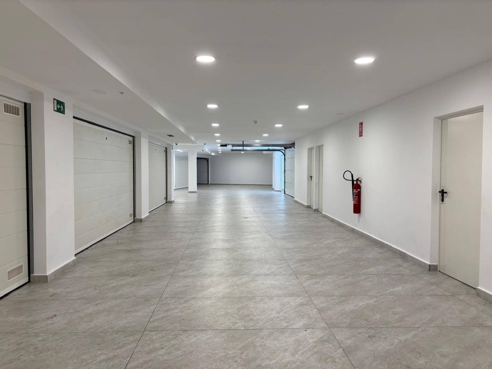 3 slaapkamer Appartement te koop in Benidorm met zwembad garage - € 1.650.000 (Ref: 8663291)