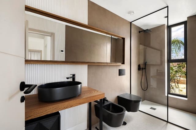 5 chambre Villa/Maison à vendre à La Nucia avec piscine garage - 1 280 000 € (Ref: 8806374)