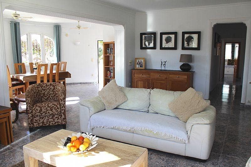 5 soverom Villa til salgs i Calpe / Calp med svømmebasseng garasje - € 695 000 (Ref: 8816142)