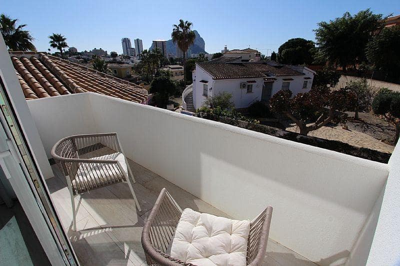 5 soverom Villa til salgs i Calpe / Calp med svømmebasseng garasje - € 695 000 (Ref: 8816142)