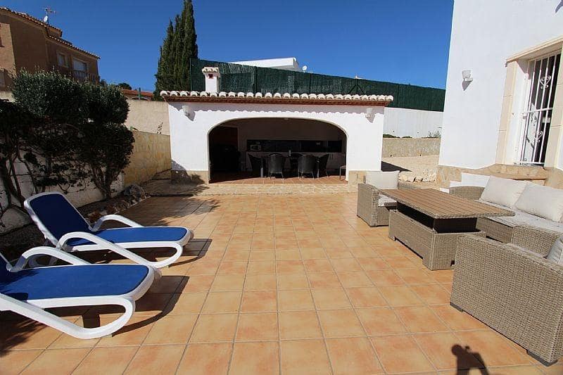 5 soverom Villa til salgs i Calpe / Calp med svømmebasseng garasje - € 695 000 (Ref: 8816142)