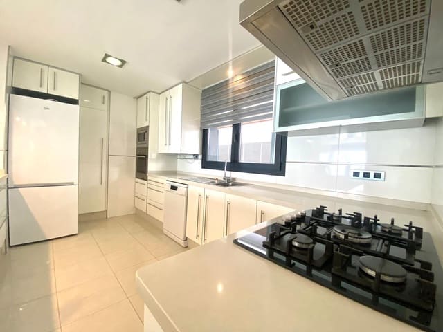 4 slaapkamer Appartement te koop in Altea met zwembad garage - € 850.000 (Ref: 8886240)