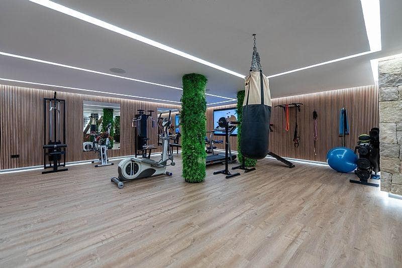 4 makuuhuone Huvila myytävänä paikassa Calpe / Calp mukana uima-altaan 
autotalli - 2 520 000 € (Ref: 8905550)