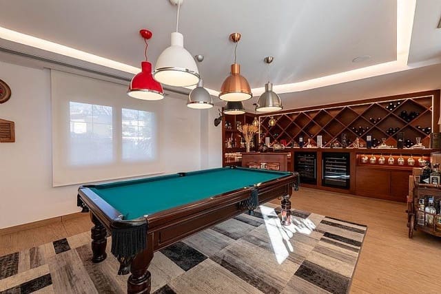 4 makuuhuone Huvila myytävänä paikassa Cometa - Carrió, Calpe / Calp mukana uima-altaan 
autotalli - 2 520 000 € (Ref: 8905550)