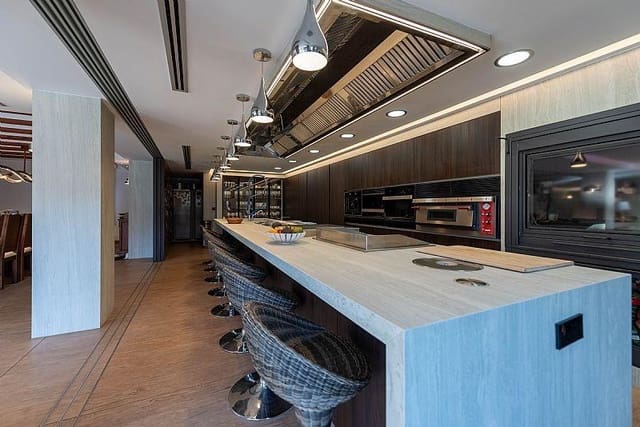 4 makuuhuone Huvila myytävänä paikassa Cometa - Carrió, Calpe / Calp mukana uima-altaan 
autotalli - 2 520 000 € (Ref: 8905550)