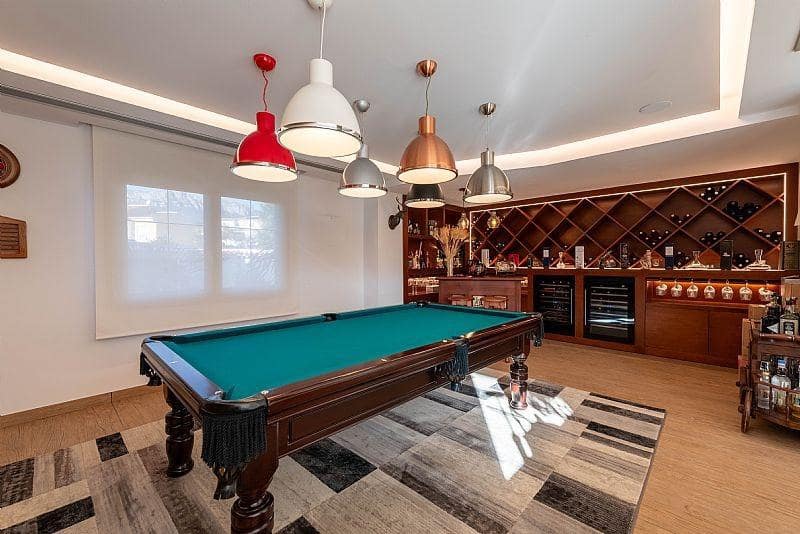 4 bedroom Villa for sale in Calpe / Calp with pool garage - € 2,520,000 (Ref: 8905550)