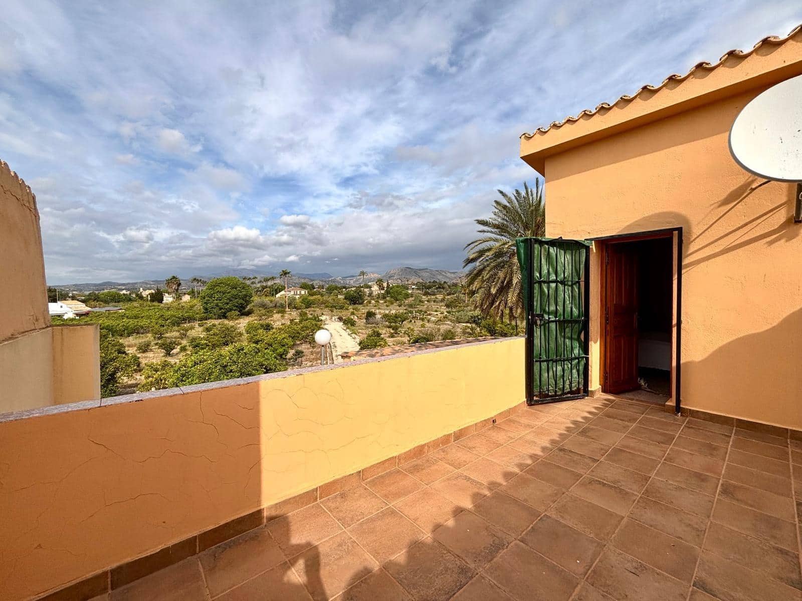 4 quarto Moradia em Banda para venda em La Villajoyosa / Vila Joiosa com garagem - 330 000 € (Ref: 8972694)