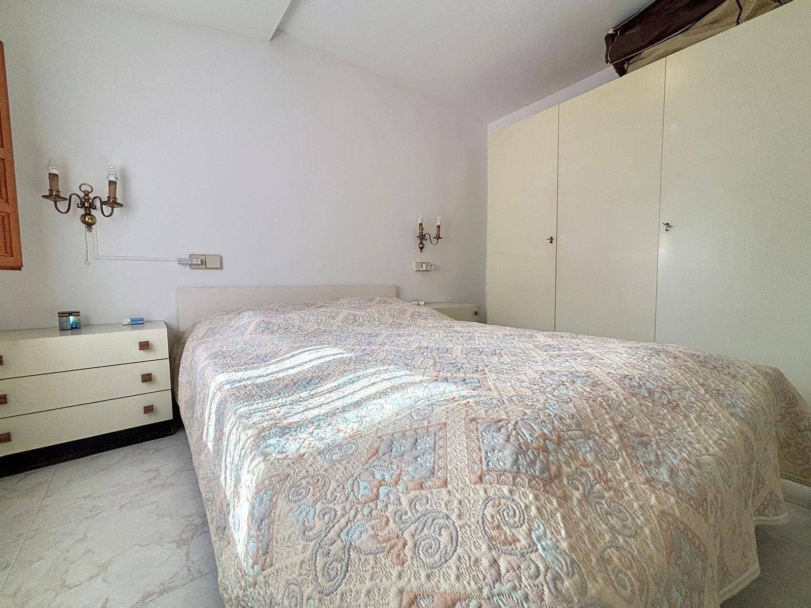 4 soverom Rekkehus til salgs i La Villajoyosa / Vila Joiosa med garasje - € 330 000 (Ref: 8972694)