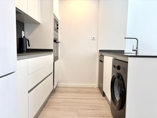 Apartamento de 2 habitaciones en El Montgó, Dénia en venta con piscina garaje - 359.000 € (Ref: 9174628)