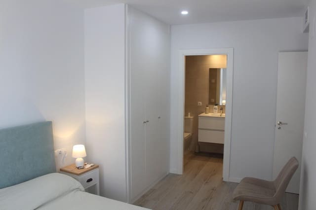 Apartamento de 2 habitaciones en El Montgó, Dénia en venta con piscina garaje - 359.000 € (Ref: 9174628)