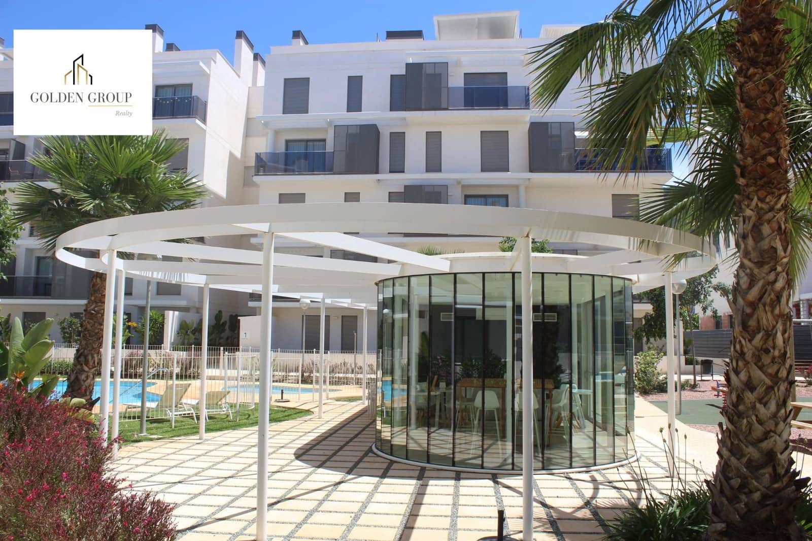 Apartamento de 2 habitaciones en Dénia en venta con piscina garaje - 359.000 € (Ref: 9174628)